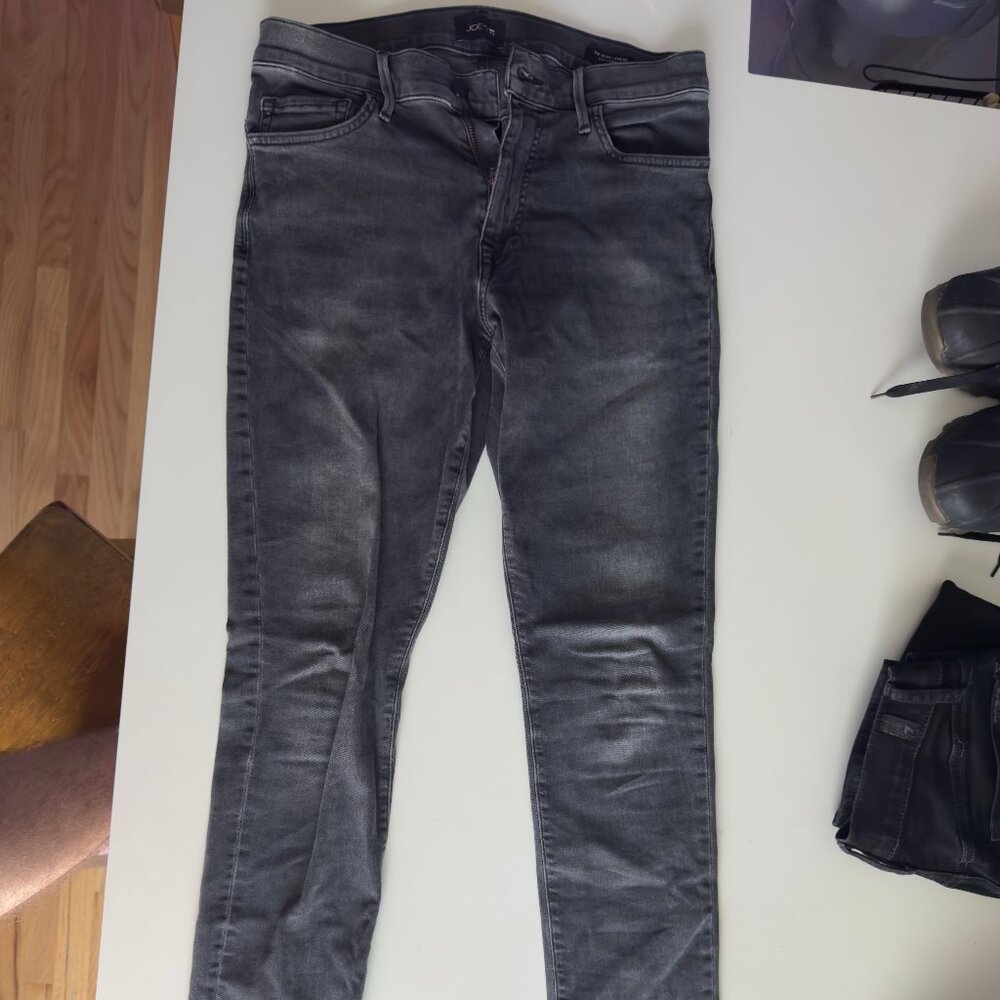 Joe’s Men’s Jeans – Size 29 – Lightly Worn – Slim Fit Black Denim